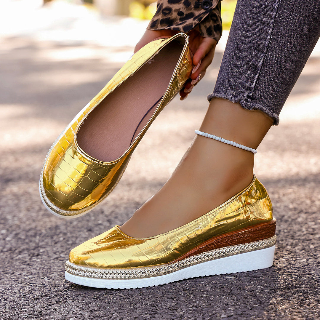 Damen Komfortable Slip-On Ballerinas mit glänzendem Krokoprägedesign R&B