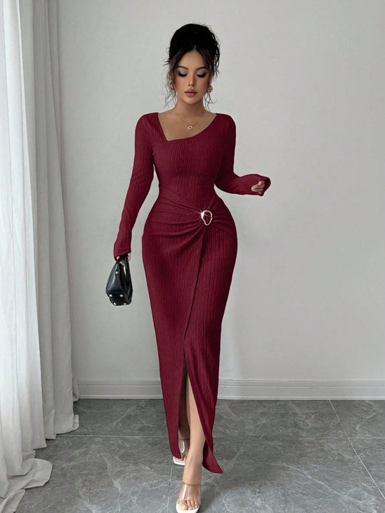 Damen nan figurbetontes Maxikleid aus geripptem Strick mit Wickeldetail und Schlitz R&B