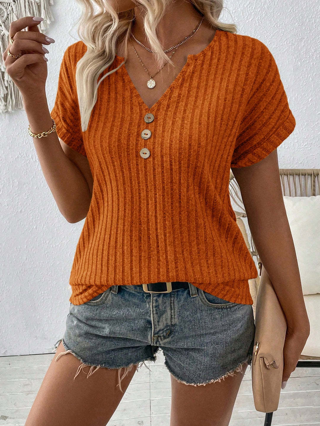 Damen Kurzarmshirt mit Knopfleiste und feiner Struktur R&B