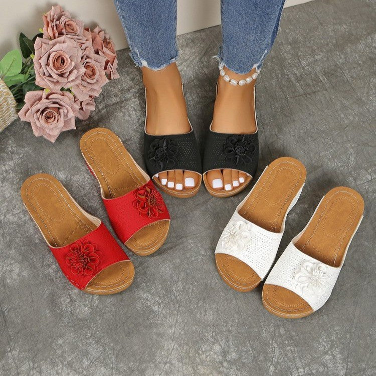 Damen Komfortabele Pantoletten mit floralem Detail R&B