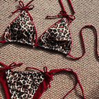 Damen Triangel-Bikini mit verspieltem Animal-Print und eleganten BindR&Bändern R&B