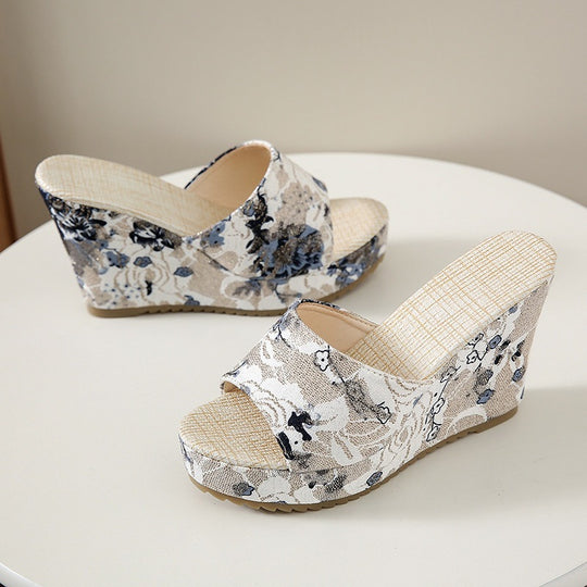 Damen Wedge-Pantoletten mit floralem Design und komfortablem Fußbett R&B