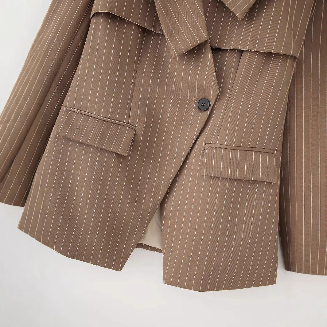 Damen gestreifte Blazerjacke mit elegantem Kragen und praktischen Taschen R&B