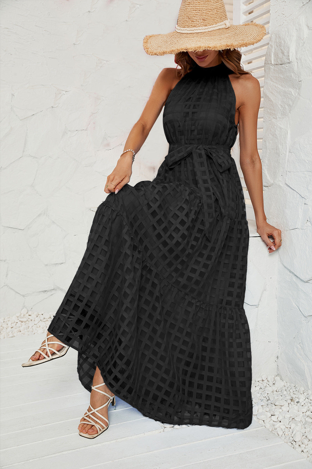 Damen Maxikleid mit elegantem Halterneck und luftigen Rüschen R&B