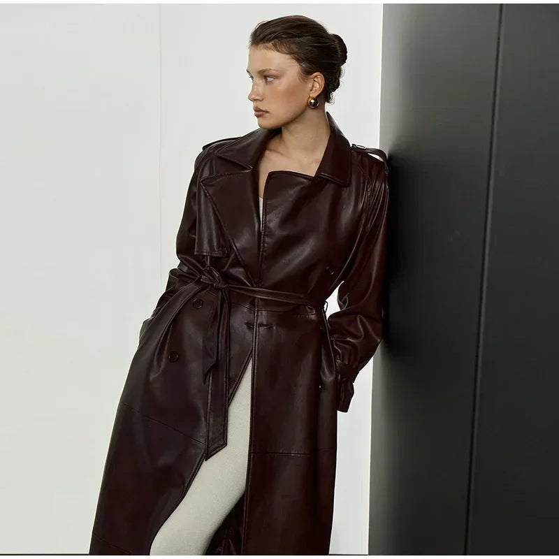 Damen Eleganter Kunstleder-Trenchcoat mit tailliertem Gürtel R&B
