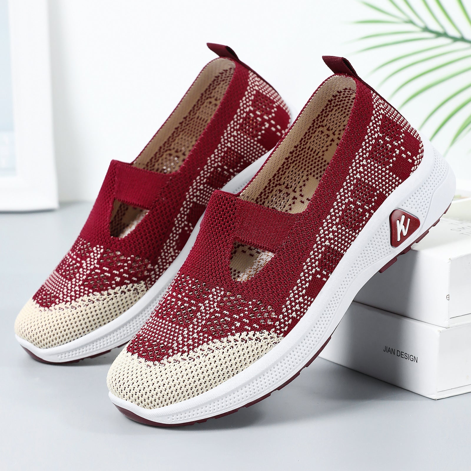 Damen Cushioned Slip-On Sneakers mit atmungsaktivem Obermaterial R&B