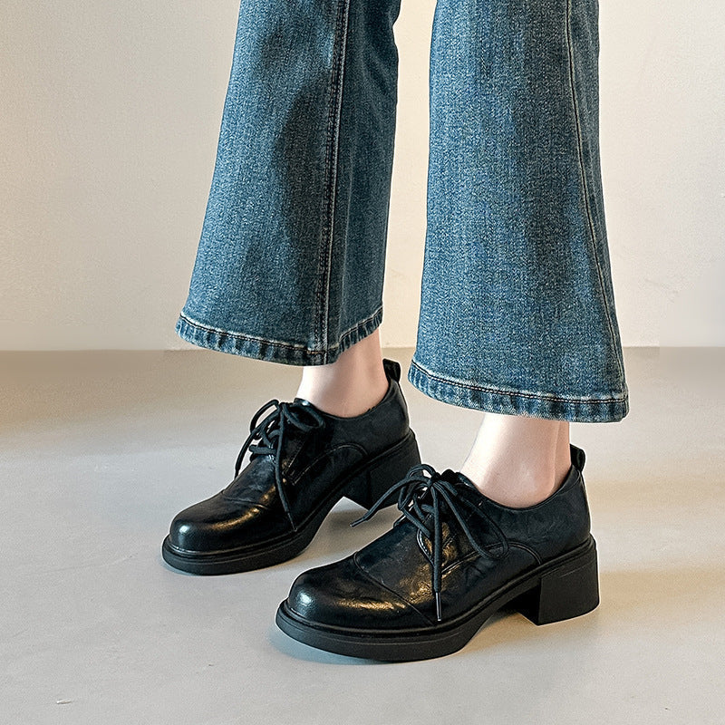 Damen Komfortable und elegante Schnürschuhe mit Blockabsatz