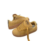 Damen Sneakers aus weichem Wildleder mit rutschfester Gummisohle