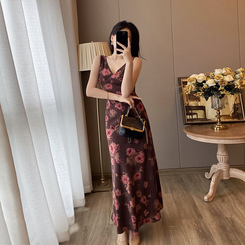 Damen Elegantes Maxikleid mit floralem Muster und V-Ausschnitt R&B