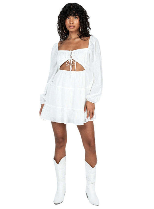 Damen luftiges Minikleid mit Cut-Out und Rüschendetails R&B