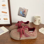 Damen Sneakers mit weichem Veloursleder und modischem Design