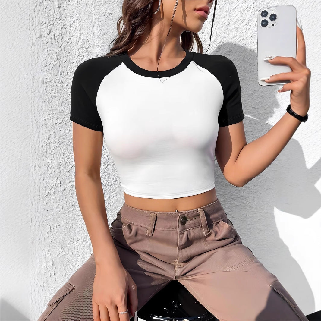 Damen Crop-T-Shirt mit R&Brnem Raglan-Schnitt und figurbetontem Design R&B