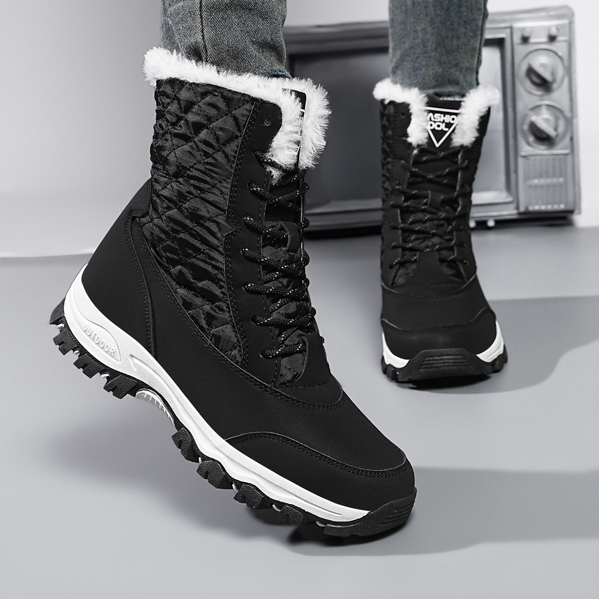 Damen Winterstiefel mit isolierendem Innenfutter und rutschfester Außensohle R&B