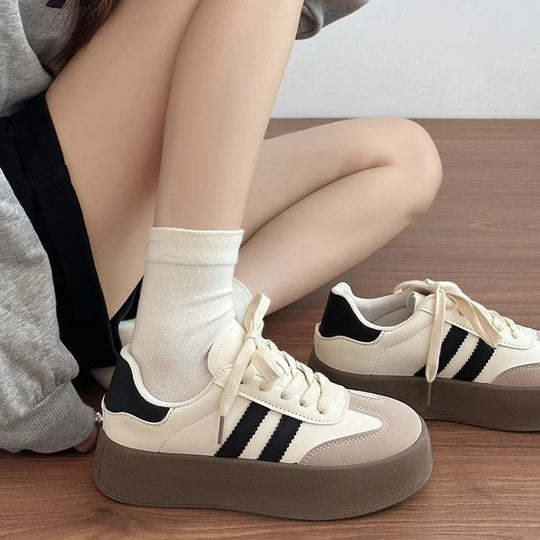 Damen Sportliche Sneakers mit robustem Sohlenprofil R&B