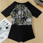 Damen sportlicher Badeanzug mit elegantem Floral-Design