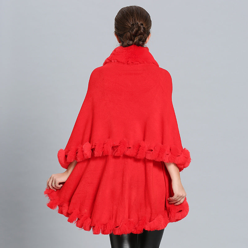 Damen Kapuzenponcho mit luxuriösem Fellkragen und eleganter Umrandung R&B