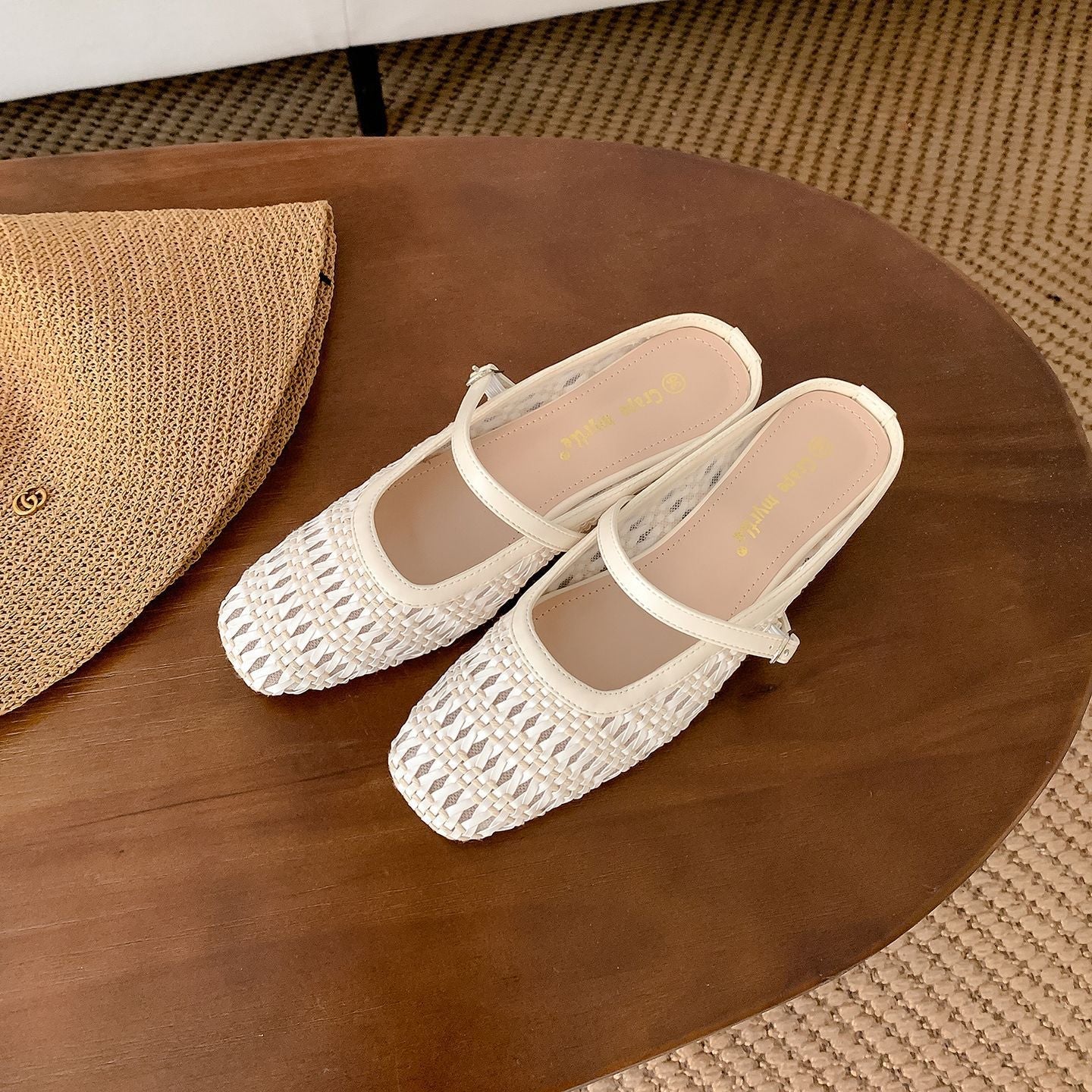 Damen elegante und luftige Slingback-Pantoletten mit dekorativem Flecht-Design
