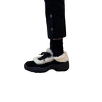 Damen Komfortable Clogs mit flauschigem Innenfutter und praktischem Schnürsystem R&B