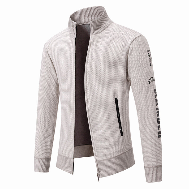 Herren Steppjacke mit hohem Kragen und praktischen Taschen