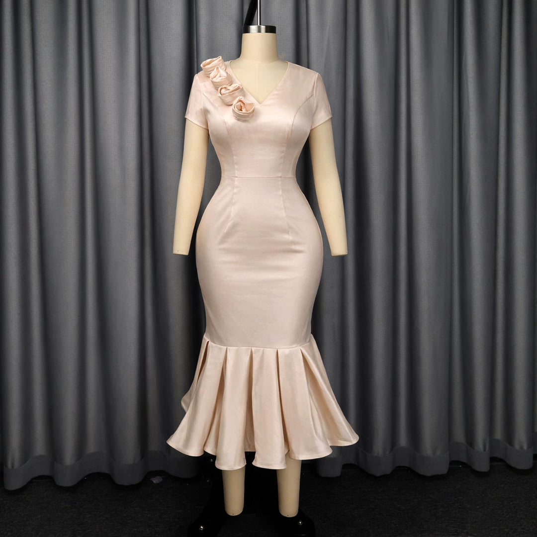 Damen figurbetontes Kleid mit Volant und Blütenapplikationen R&B