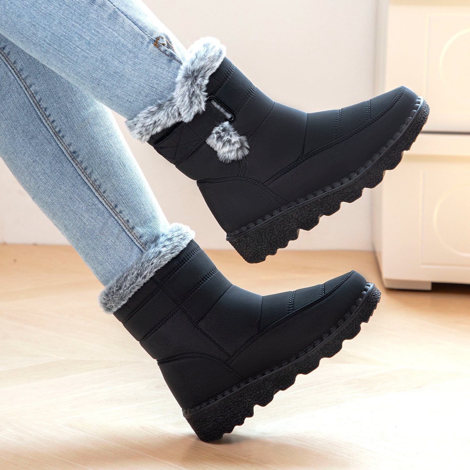 Damen Warmgefütterte Winterstiefel mit rutschfester Sohle und verstellbarem Riemen R&B