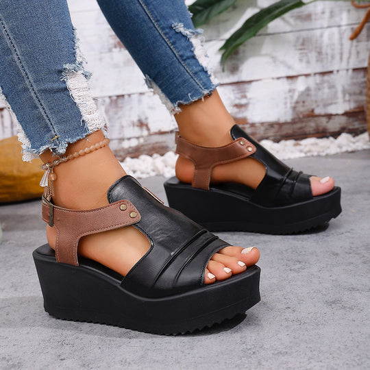 Damen Wedge-Sandalen mit öffnenden Riemen und komfortablem Fußbett R&B