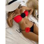 Damen Bandeau-Bikini mit modischem Blumendetail und verstellbaren Trägern R&B