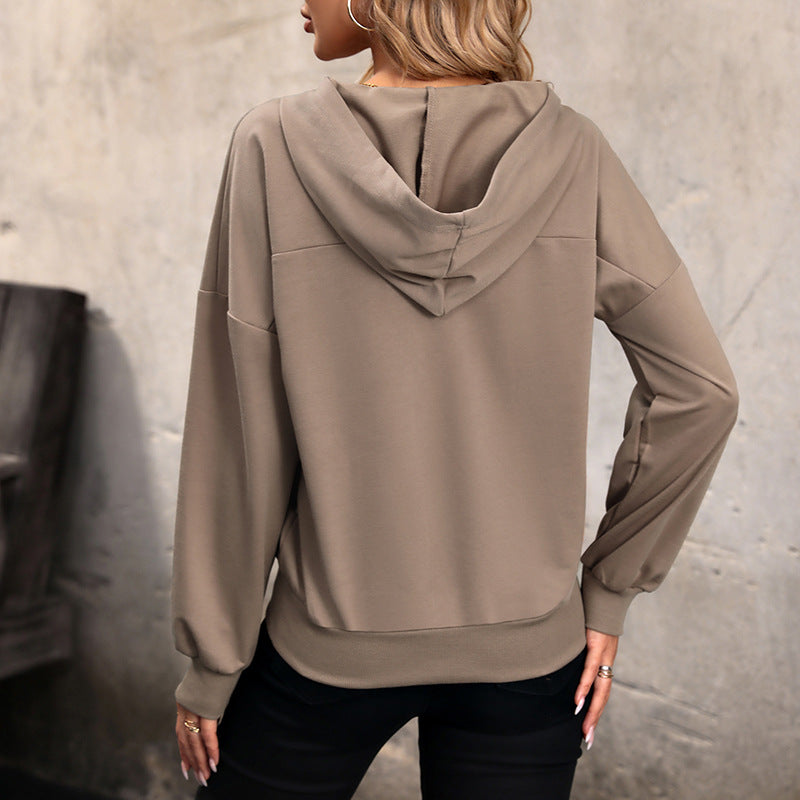 Damen Kapuzenpullover mit überschnittenen Schultern und Knopfdetails R&B