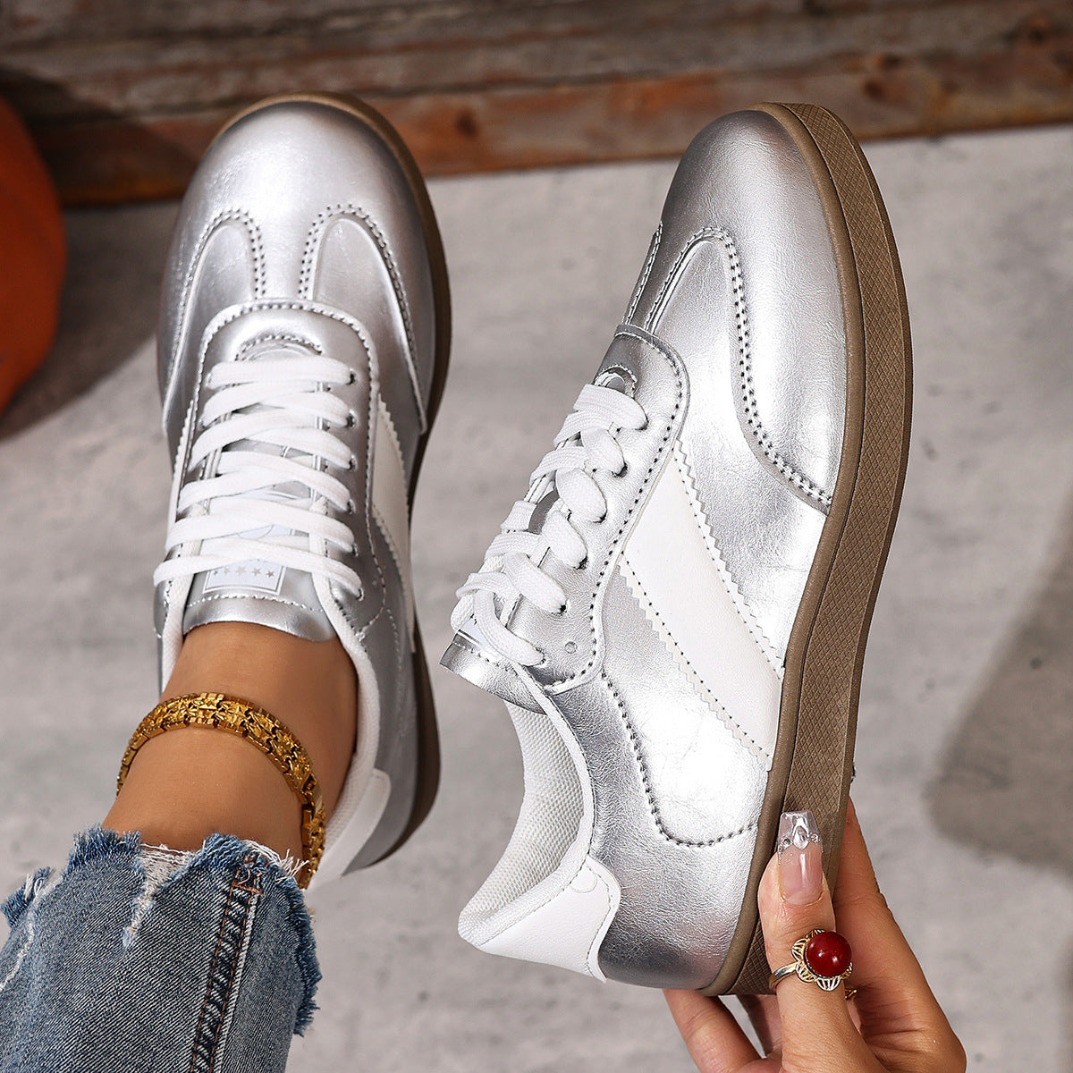 Damen Sportliche Sneaker im Retro-Design R&B