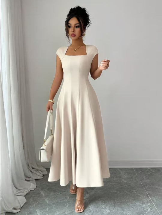 Damen Elegantes Maxikleid mit rechteckigem Ausschnitt und fließendem Rock R&B