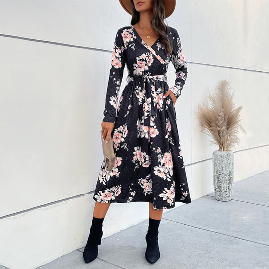 Damen Wickelkleid mit floralem Muster und eleganter Taillierung R&B