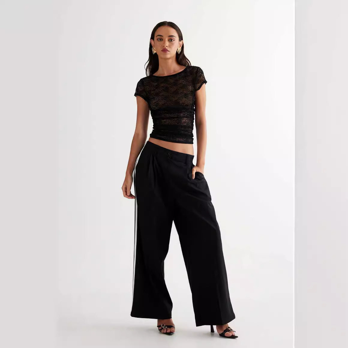 Damen Spitzentop mit enganliegendem Design und kurzen Ärmeln R&B