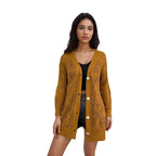 Damen Luftige Strickjacke mit filigranem Häkelmuster und Knopfdetails R&B
