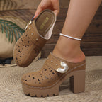 Damen Komfortable Clogs mit floraler Lochmusterung