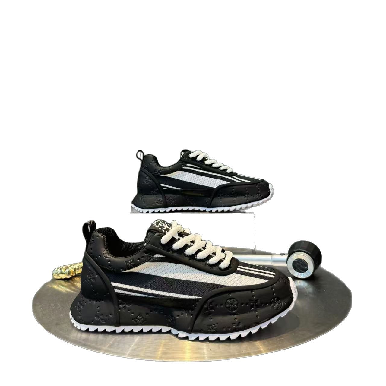 Damen Sportliche Sneakers mit atmungsaktiver Mesh-Oberfläche und dämpfender Laufsohle R&B