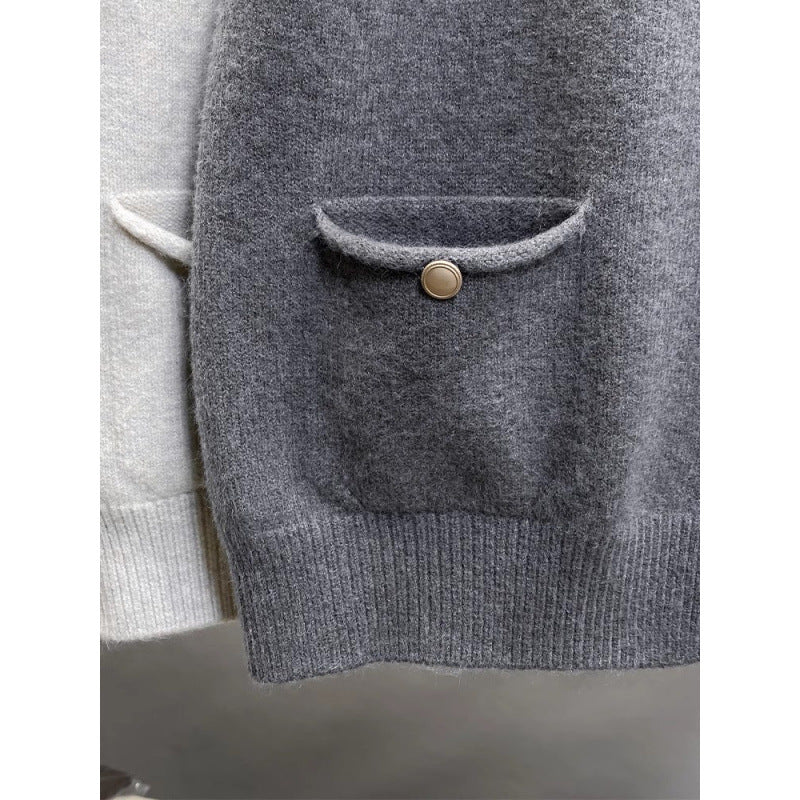 Damen Strickweste mit Knopfdetails und seitlichen Taschen R&B