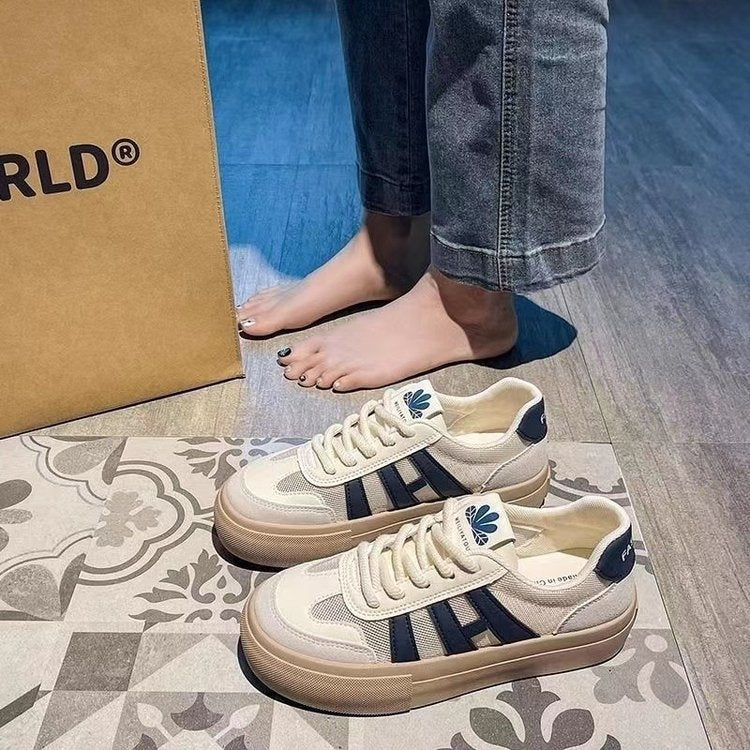 Damen Freizeitsneaker mit stilvollen Details und bequemer Sohle R&B