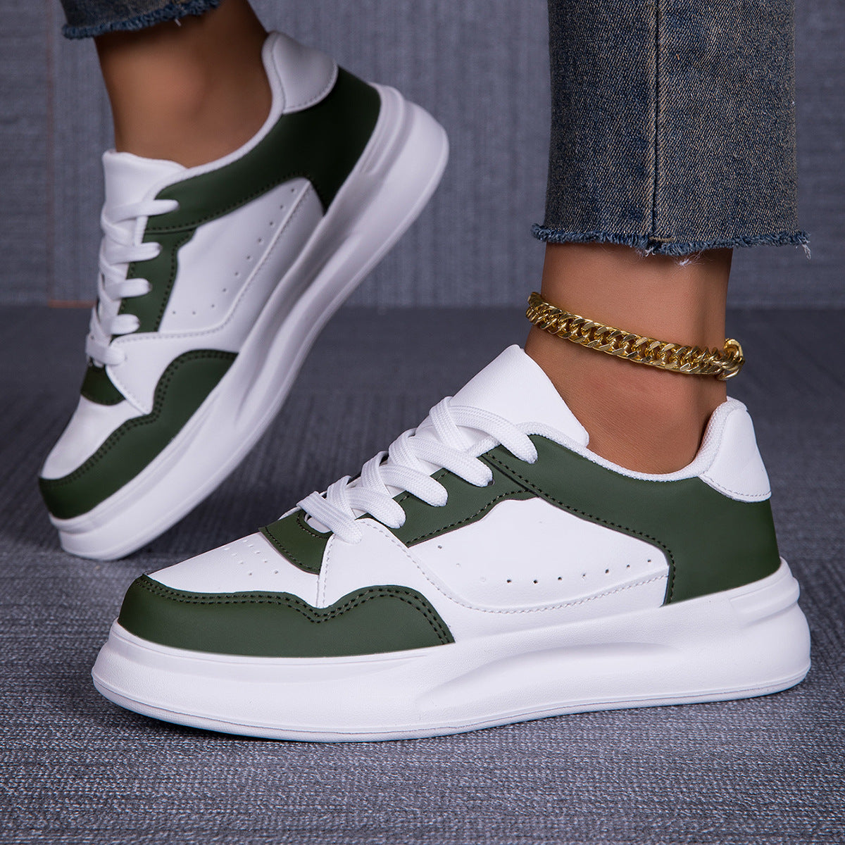 Damen Sneakers mit kontrastierenden Farbakzenten und dämpfender Sohle