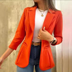 Damen eleganter Blazer mit tailliertem Schnitt und praktischen Taschen