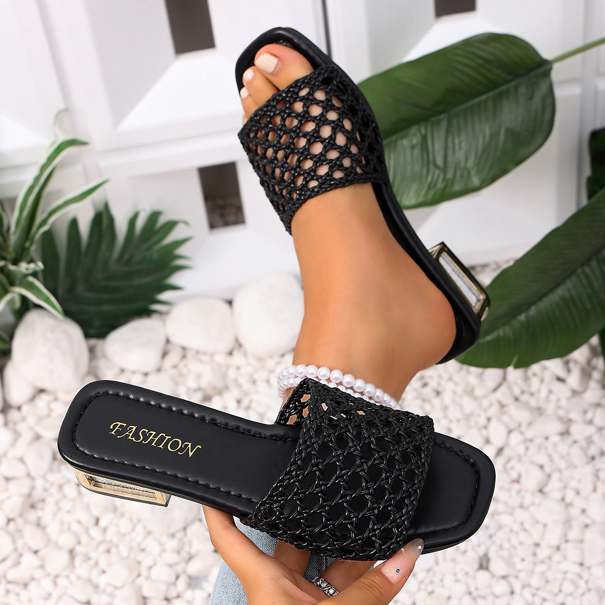 Damen Offene Mules mit geflochtenem Riemendesign R&B