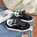 Damen Bequeme Sneakers aus weichem Wildleder mit sportlicher Sohle
