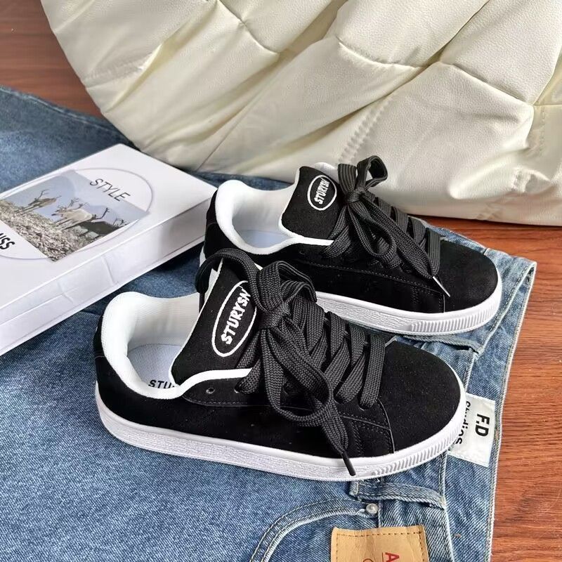 Damen Bequeme Sneakers aus weichem Wildleder mit sportlicher Sohle