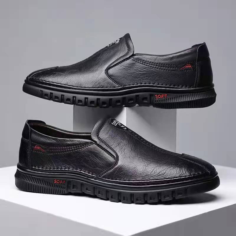 Herren Elegante Leder Slipper mit rutschfester Sohle und weichem Innenfutter
