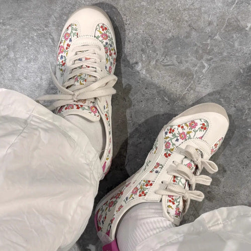 Damen Sportliche Schnürschuhe mit floralem Design R&B