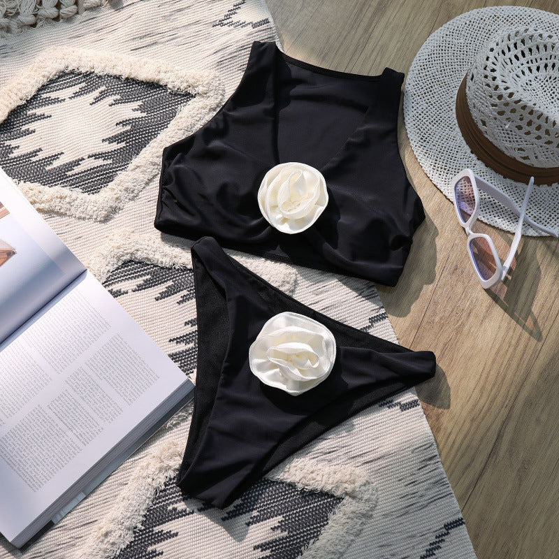 Damen Hochgeschnittenes Bikini-Set mit eleganter Blumenapplikation R&B