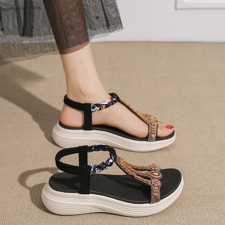 Damen Bequeme Sandalen mit dekorativen Verzierungen R&B