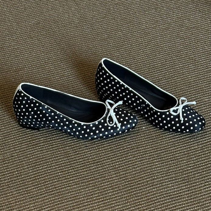 Damen Ballerinas mit modischem Punktedesign und bequemer Passform R&B