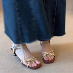 Damen elegante Sandaletten mit dekorativen Blumenschmuckdetails R&B