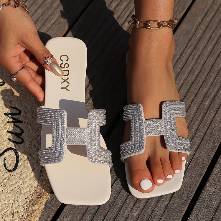 Damen Zehentrennersandalen mit funkelnden Strassdetails und elegantem Design R&B