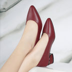 Damen Spitze Pumps mit niedrigem Blockabsatz und eleganter Form R&B